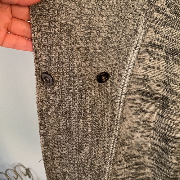 Lululemon knit yoga shawl - Picture 3 of 7